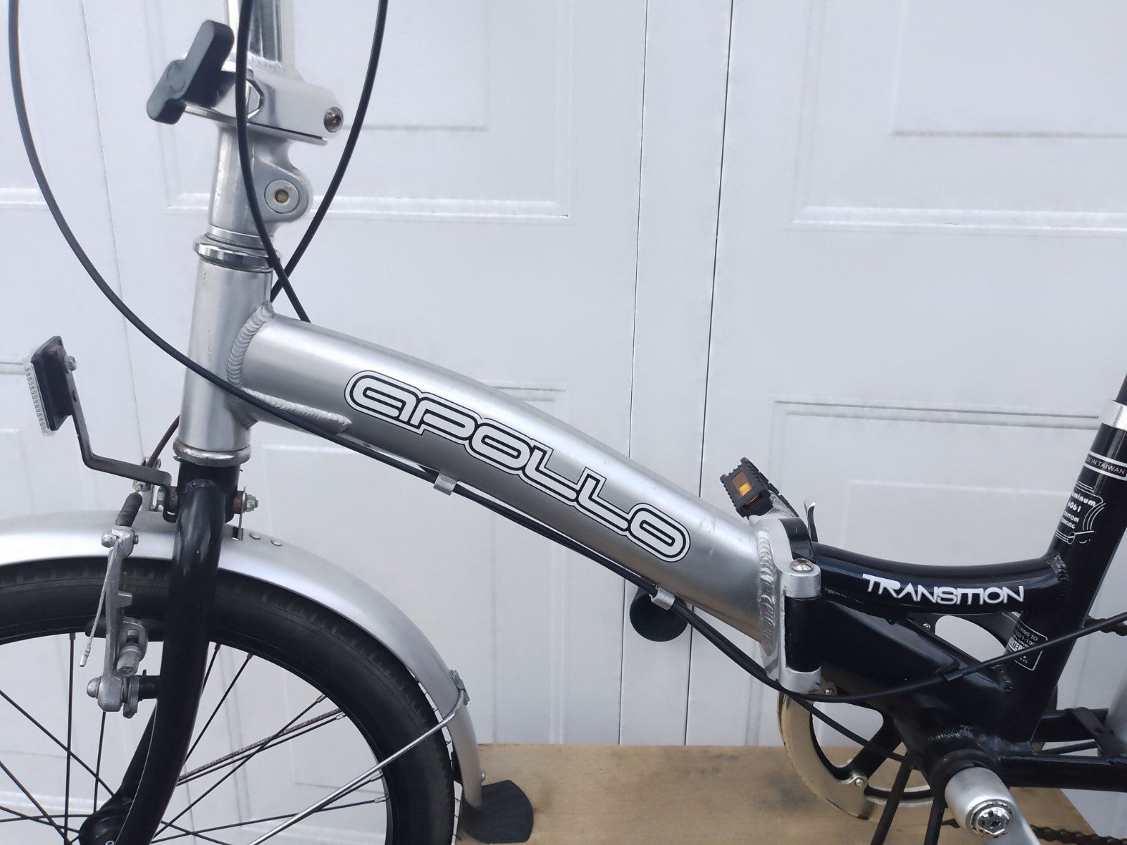 Apollo Transition Folding Bike. AMAZING BIT OF KIT
