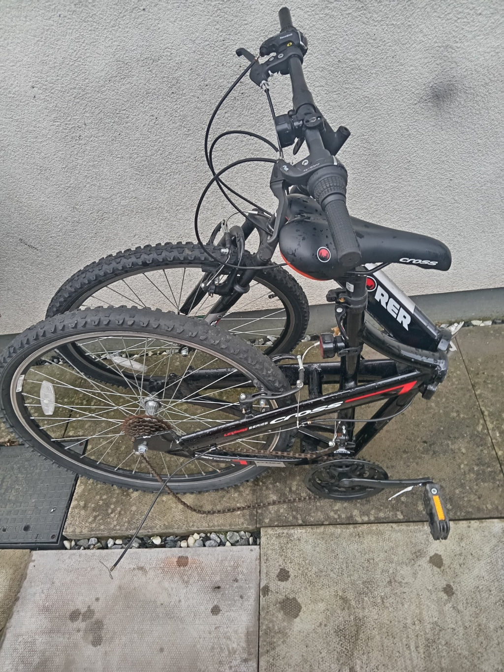 Cross Explorer Folding Bike 26 in Flat Bar Twist Grip V-Brake Front Sus Black