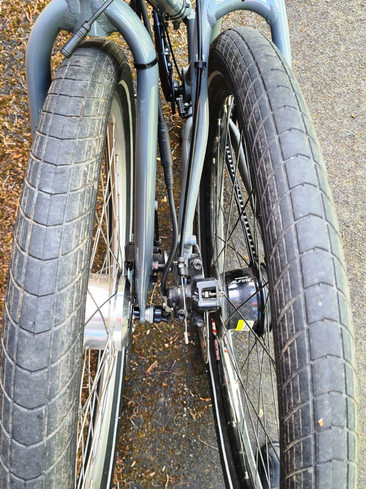 Full Size Dahon Cadenza Folding Bike 8 Speed Alfine Hub 26" Wheels £ Disc Brakes