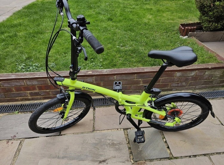 folding bike, commuter, train friendly, bus on the go for day trips or short dos