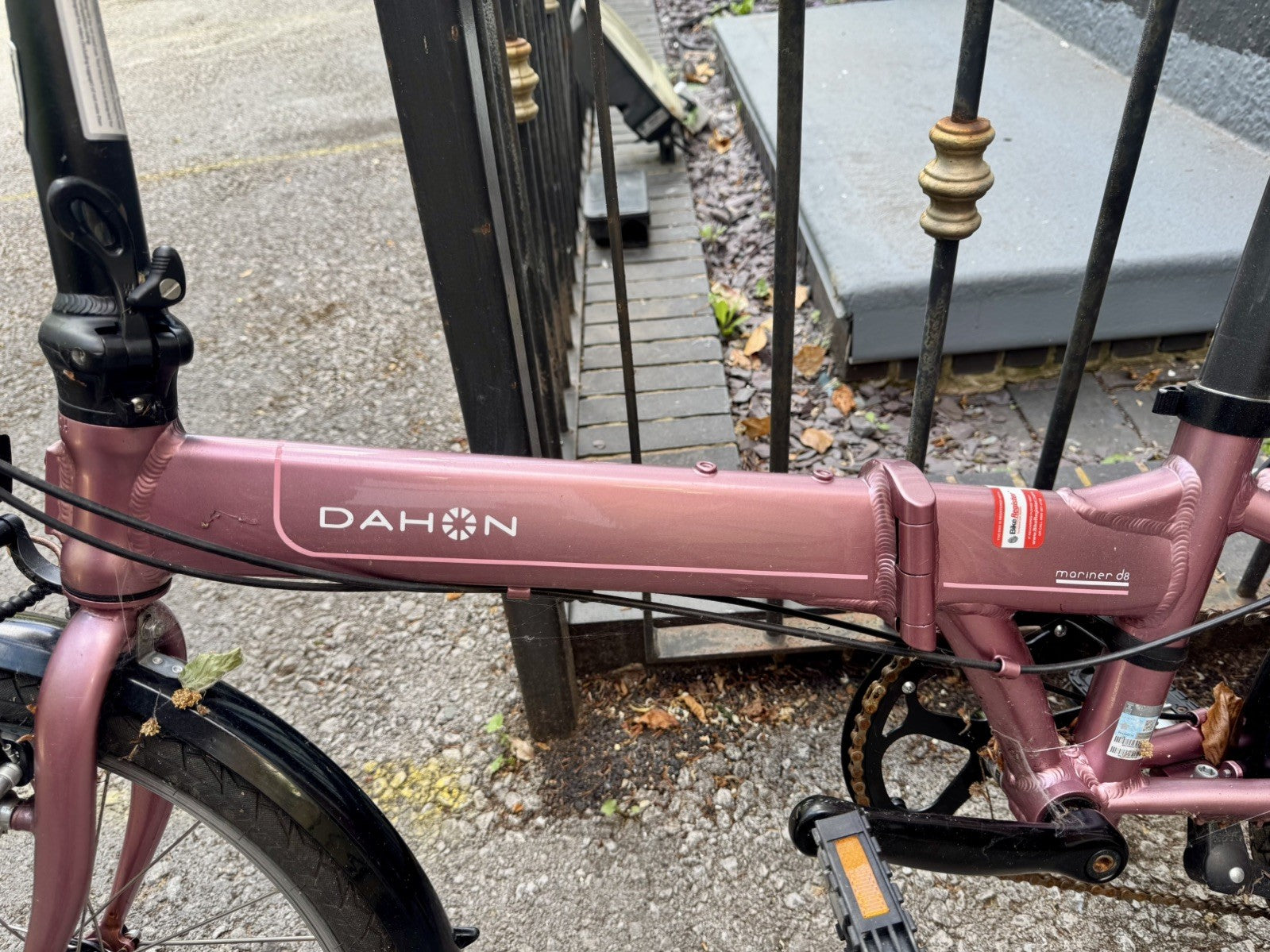 Dahon Mariner D8 Folding Bike 20" Wheel 8-Gear