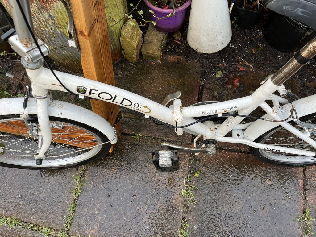 Saxon Leisure Foldable Bike Adults X2  ok condition,TLC and they're good to go.