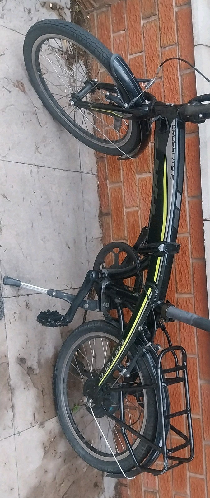 Carerra CrossCity-E Folding, Bike ☆ spares or repairs☆