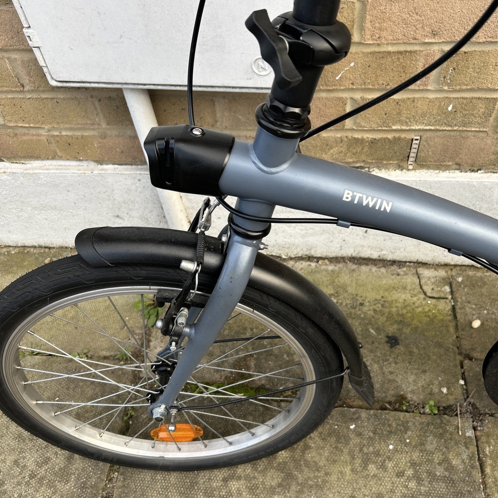 B-twin  Folding Bike Tilt 100