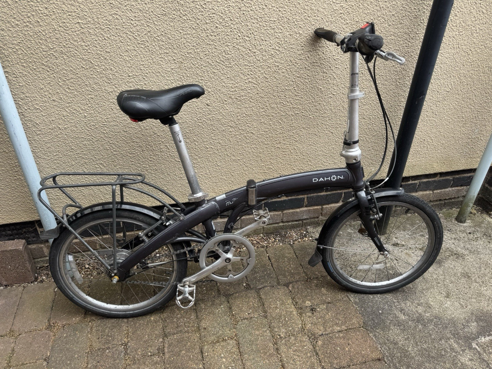 Dahon Mu XL Sport Folding Bike Shimano Nexus Eight Hub Gears ￼