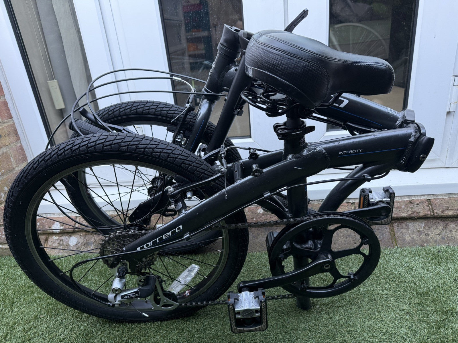 Carrera Intercity 8-Speed 20'' Wheels Folding Bike Black Excellent Condition