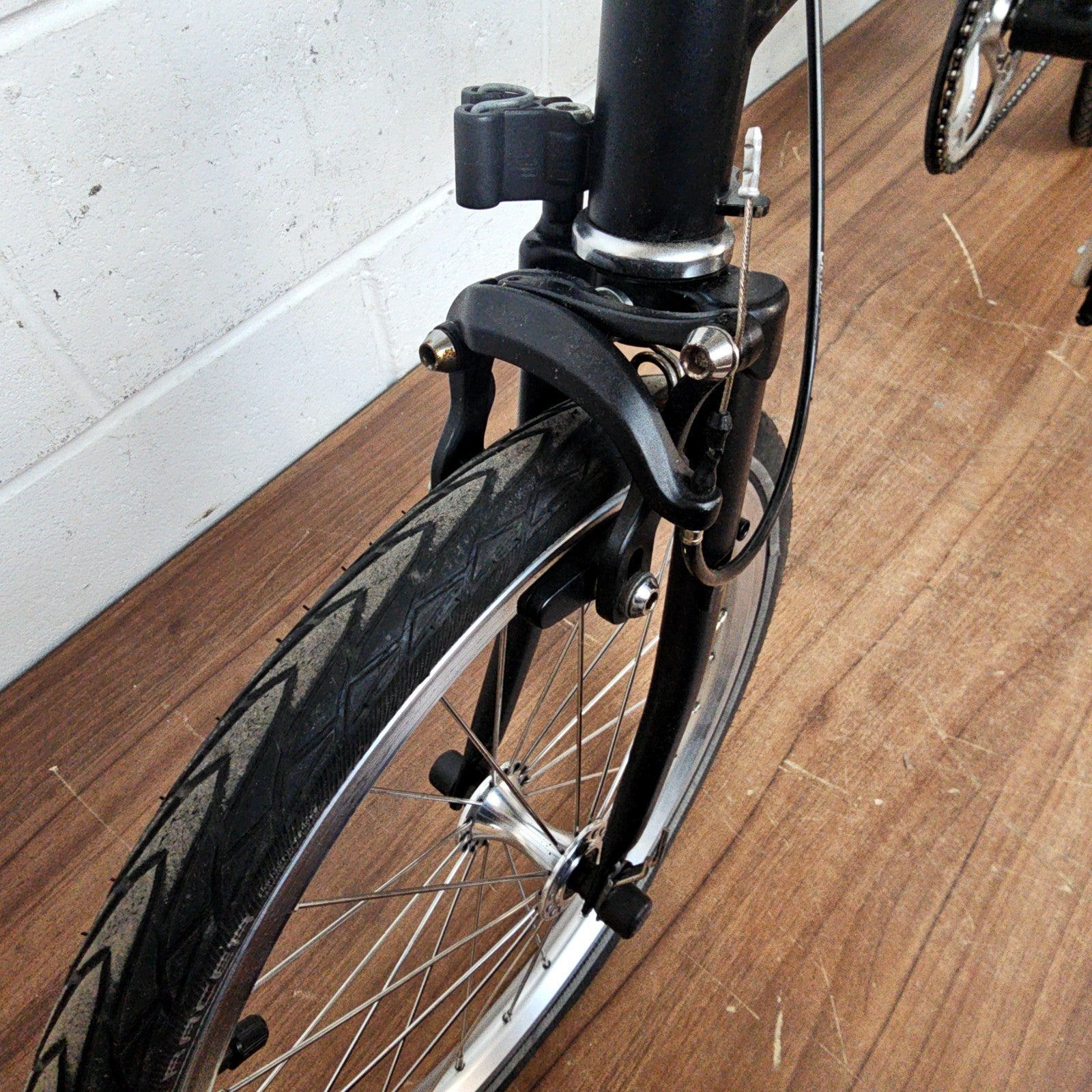 Brompton M3E Folding Bike 3-Speed – Professionally Serviced