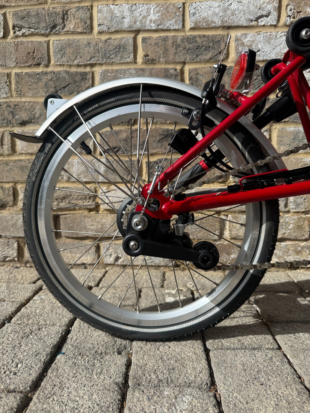 Brompton House Red C Line Explore Mid M6L - WORLDWIDE SHIPPING - A+ Condition