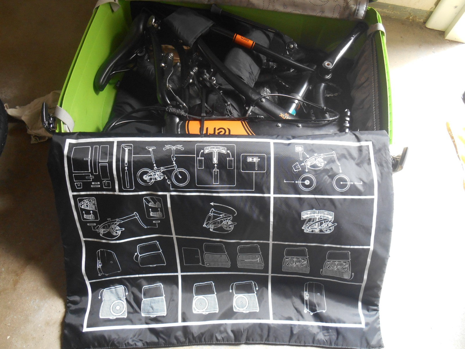 Tern folding bike Flight Suit & Samsonite case for foreign travel with your bike