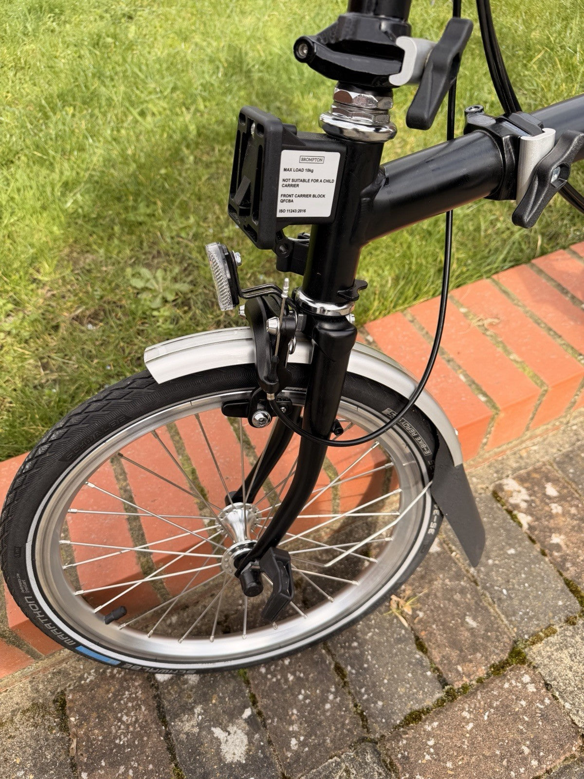 Brompton C Line Folding Bike 6-Speed matte black Good Condition