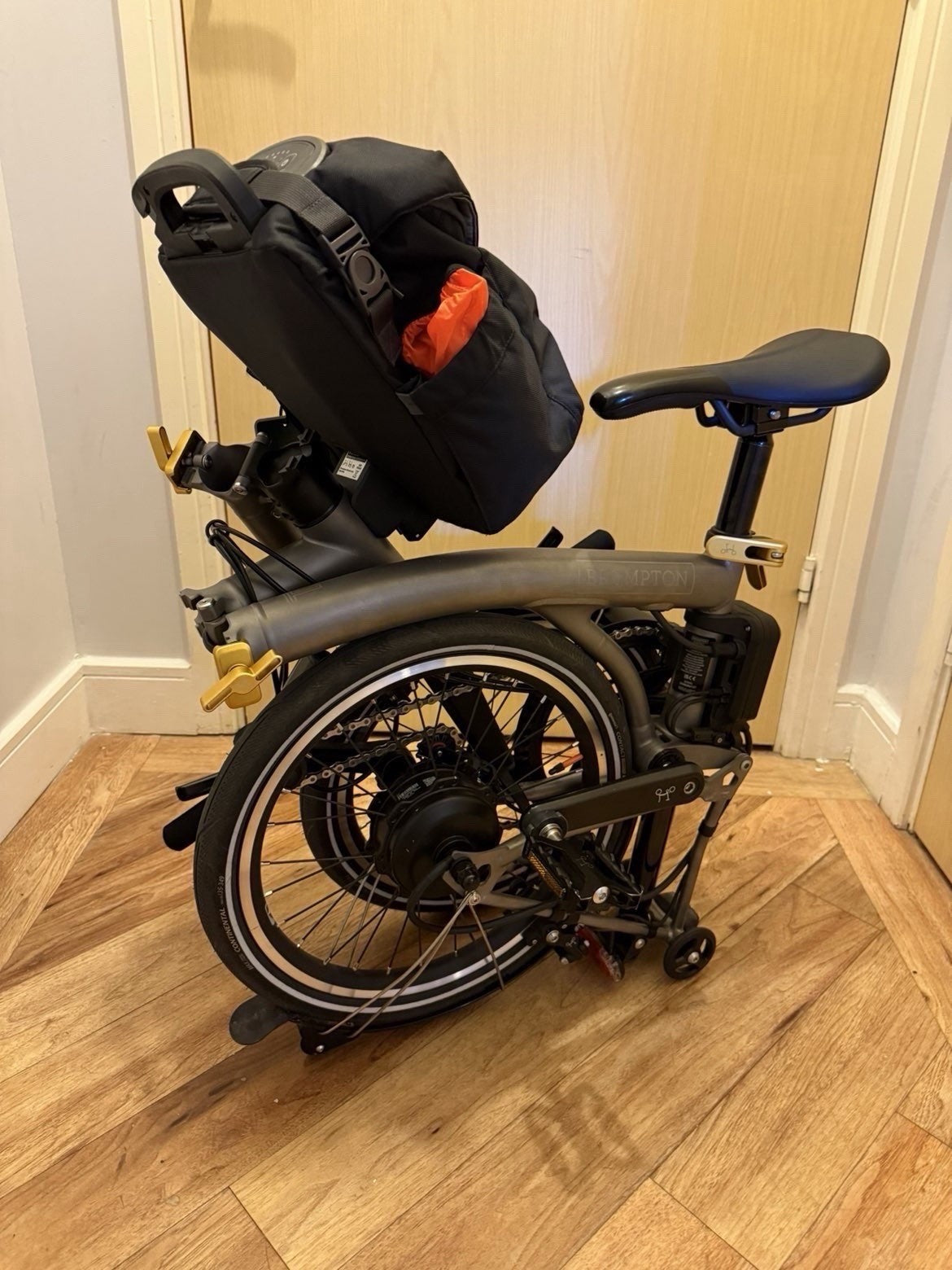 Brompton E T line titanium folding bike, only 24 miles