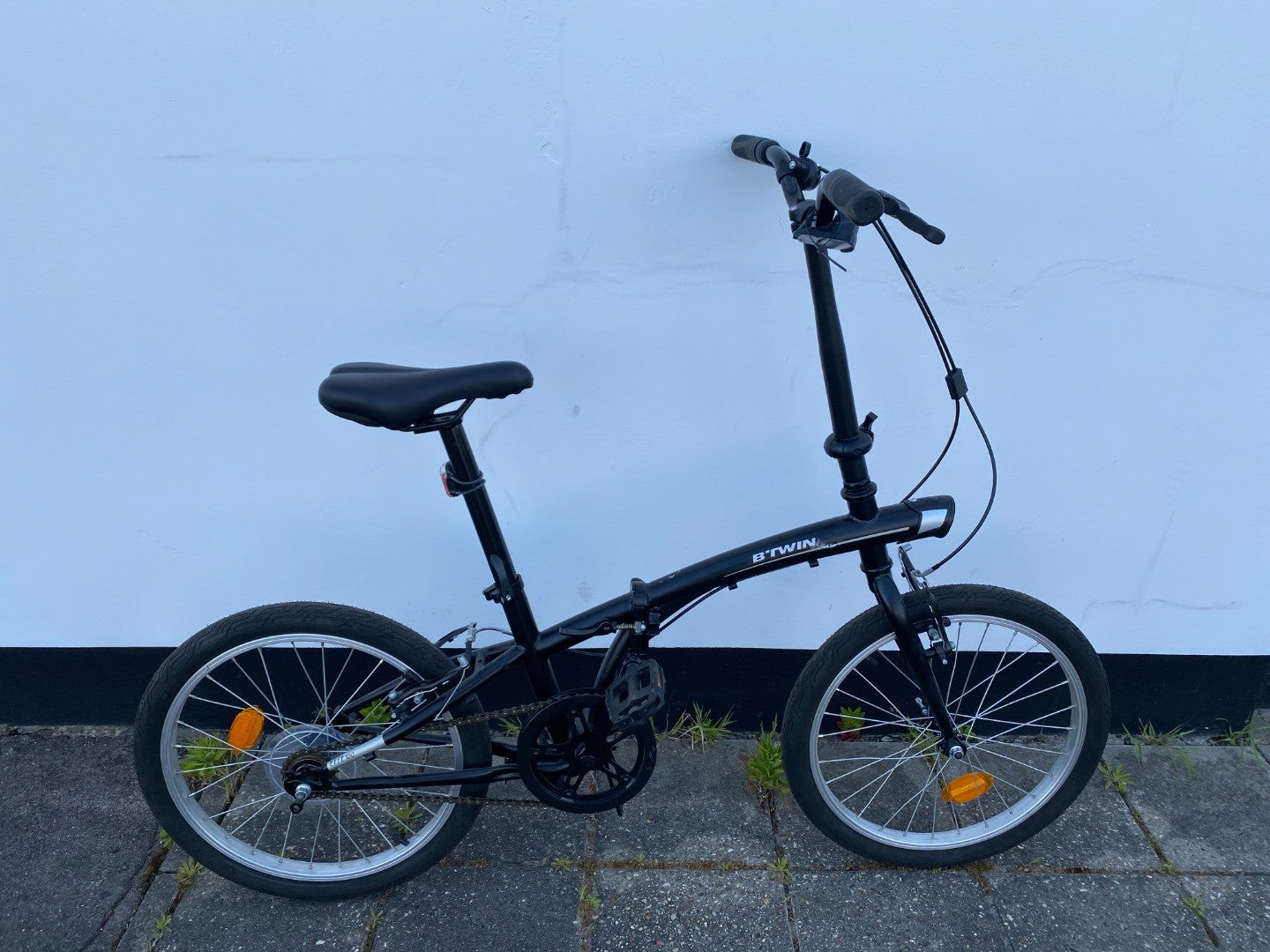 BTWIN Tilt 100 Folding Bike (collection only)