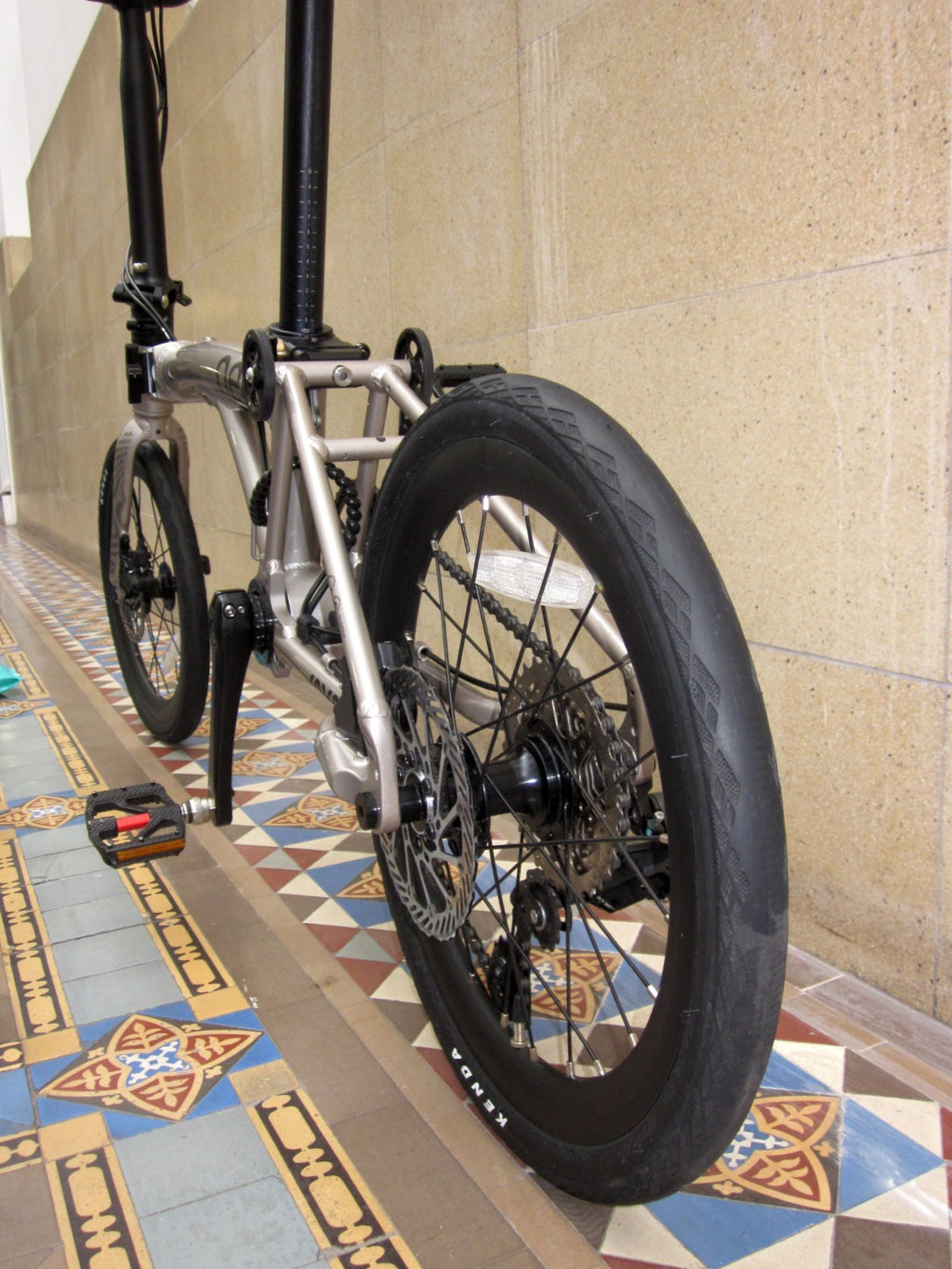 Java Neo 3 16 Inch Trifold Folding Bike (Brompton Aluminum Frame Shimano 9 Speed