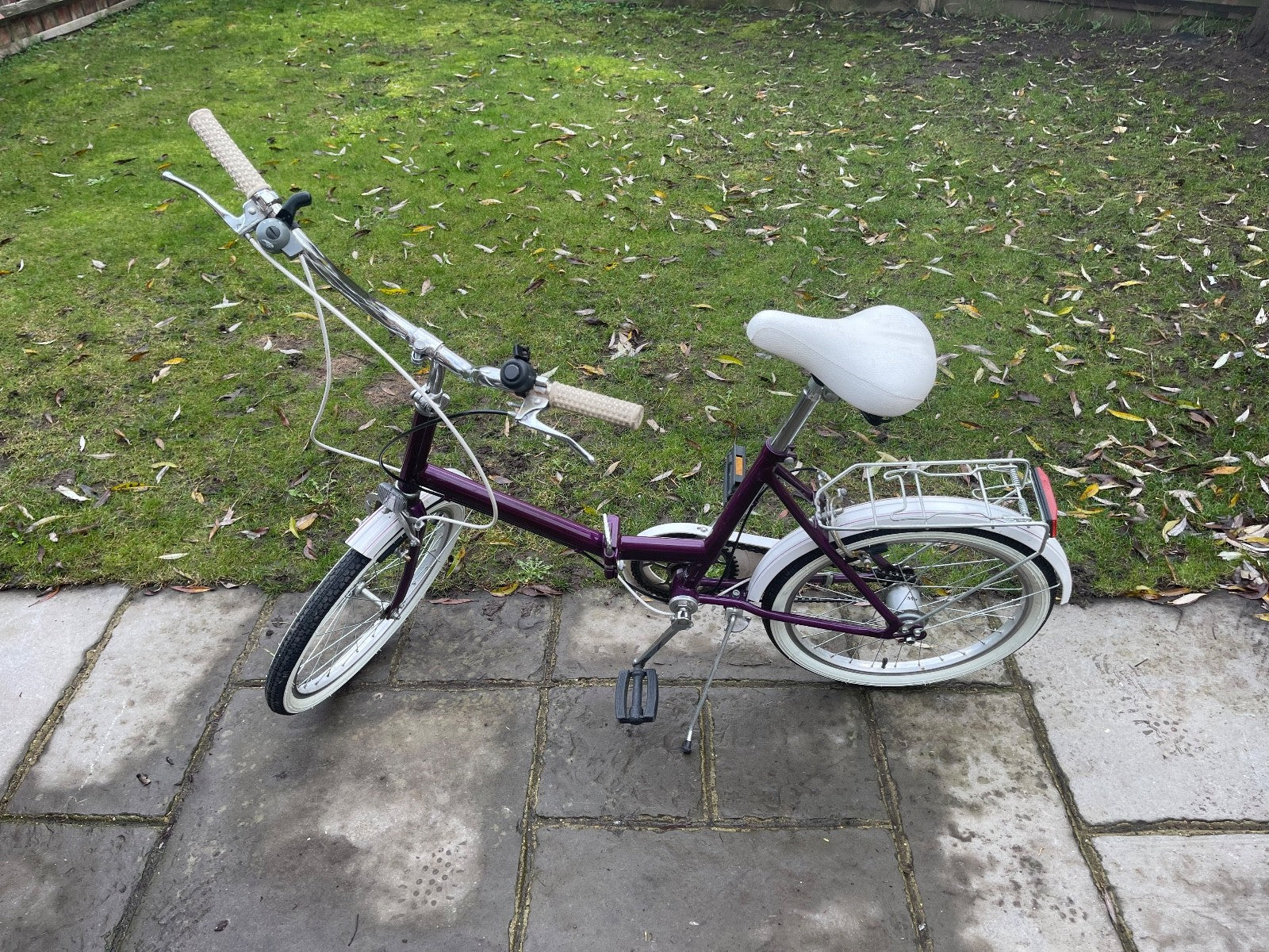 Vintage retro Raleigh Compact folding bike 3 speed Stowaway Shopper fold up bike