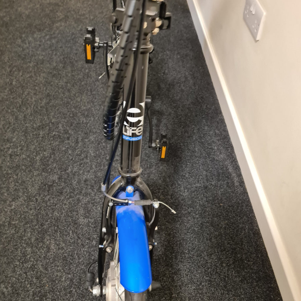 elife Infusion Power Assisted Folding Bike 153cm × 30cm x 94cm L/ W/H Used Once