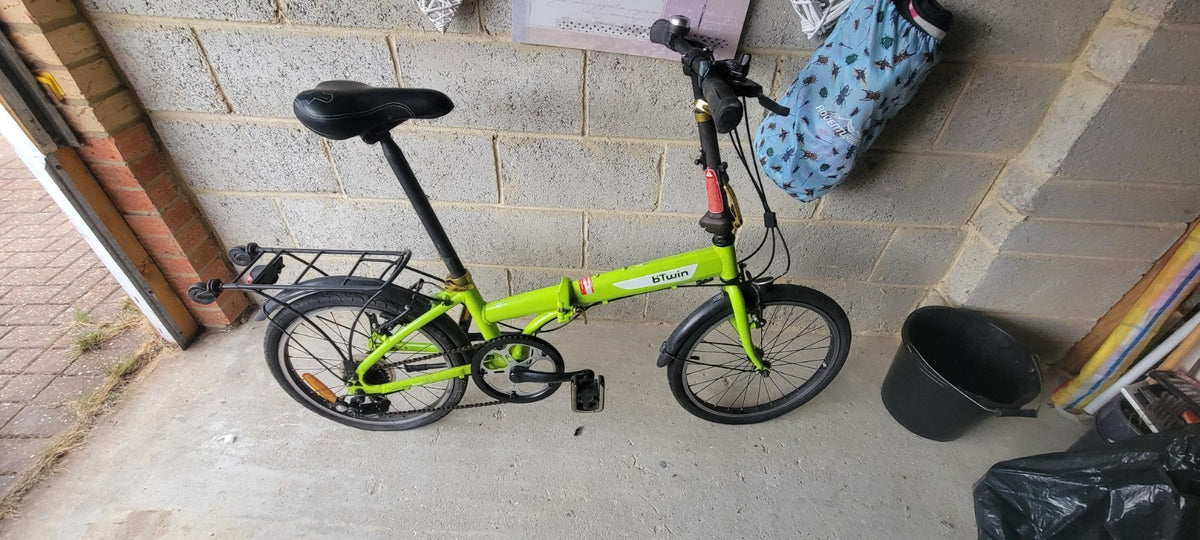 B’TWIN Hoptown 20in Folding Bike Green, Mudguards, Rear Rack, Bell