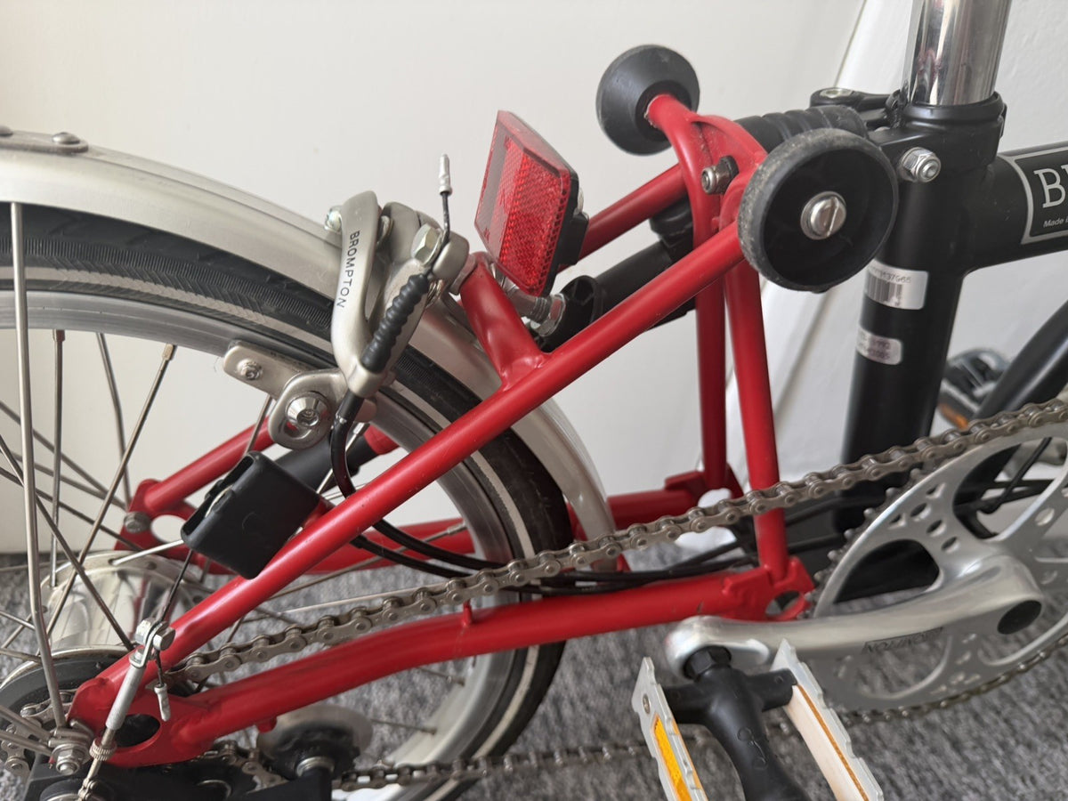 Brompton M3L (3 Speed) folding bicycle - Black/Red  (EXCELLENT CONDITION!)