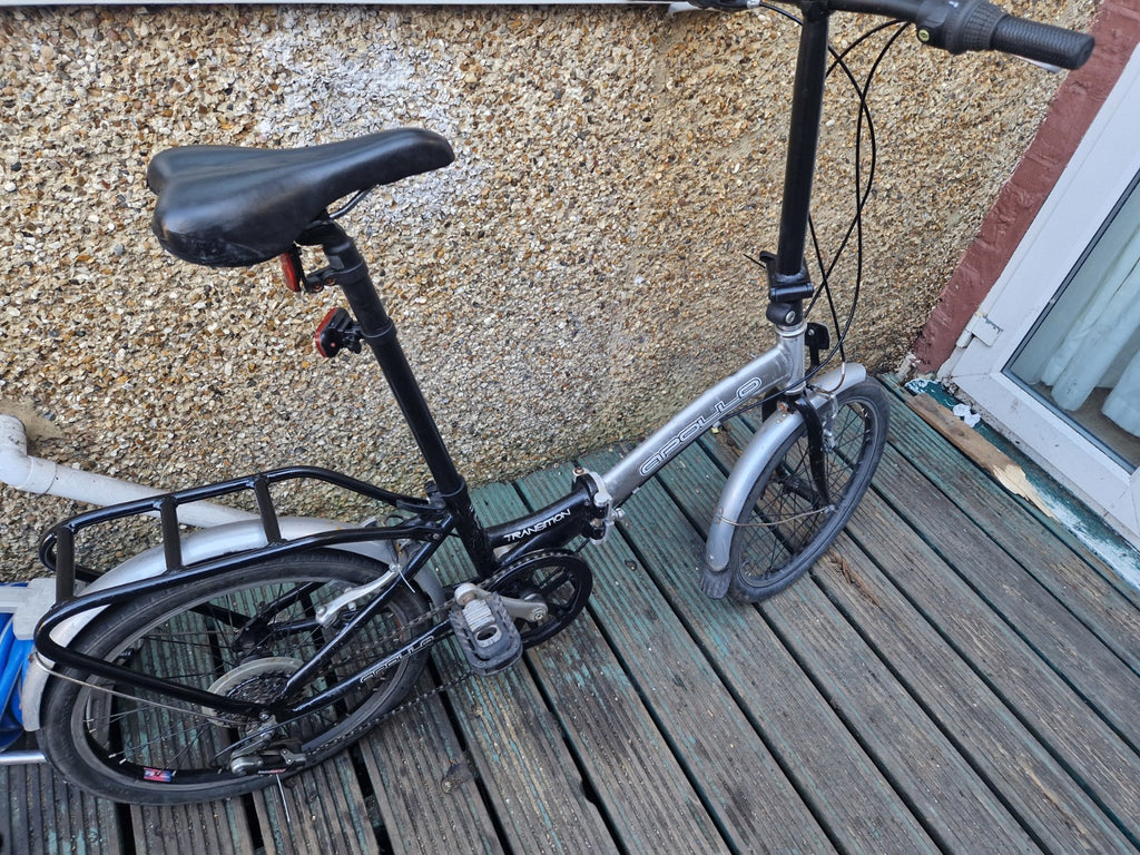 Apollo Transition Folding Bike.  20" Wheels.