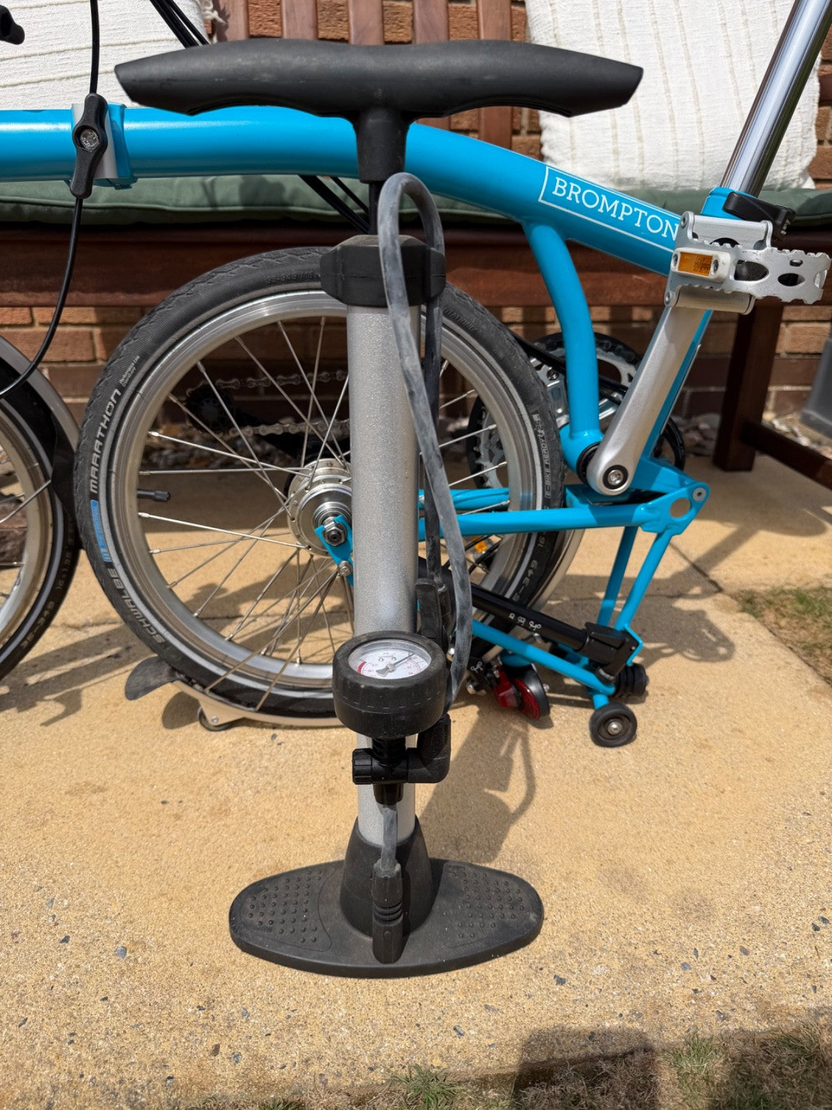 Brompton C Line M6L  (6 Speed) folding bicycle - BLUE (VERY GOOD CONDITION)