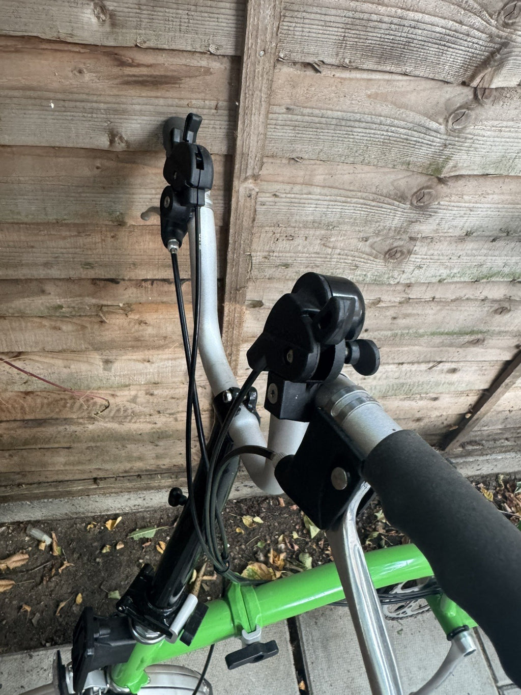 Classic 6-Speed Brompton Folding Bicycle - green Excellent condition