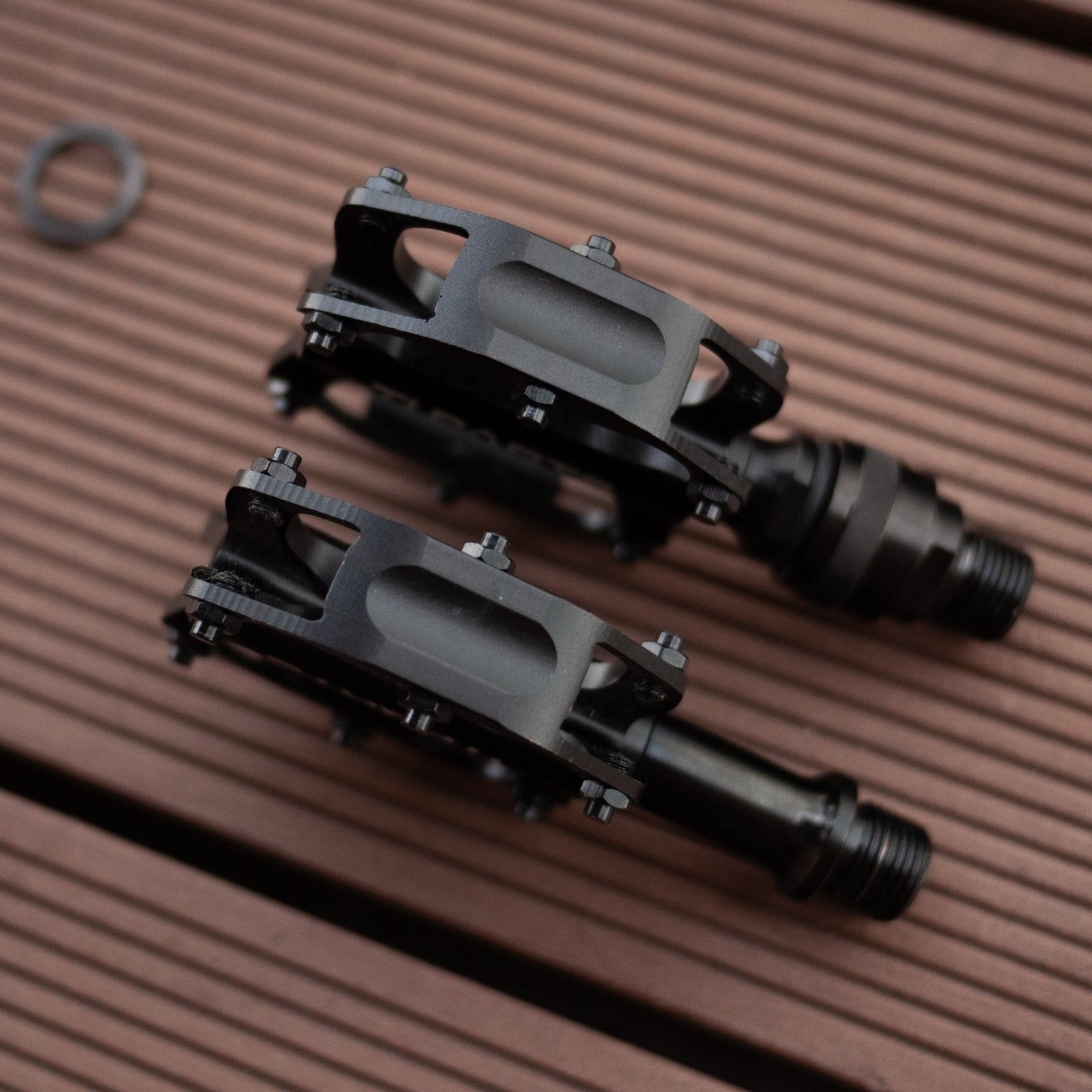 Brompton Ti Parts Workshop Titanium Axle Mini Pedals Black Single QR H&H Holder