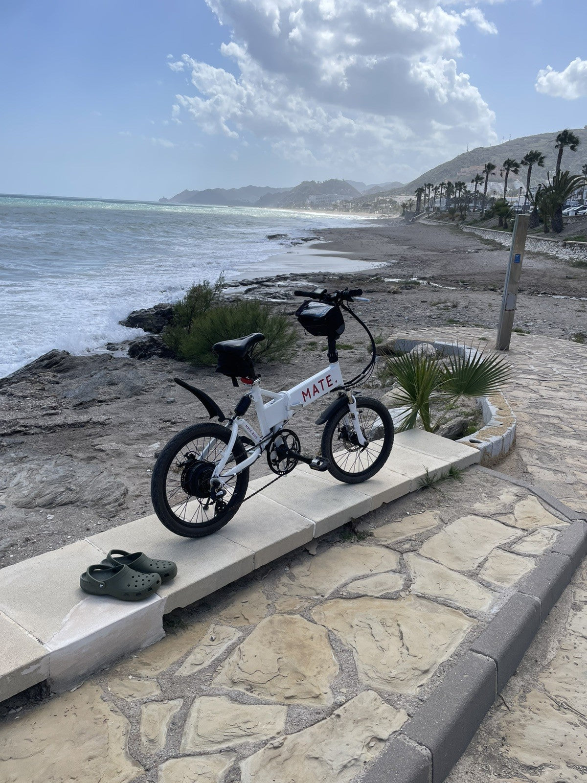 MATE Electric City Bike long range & Full suspension. great up hills off road