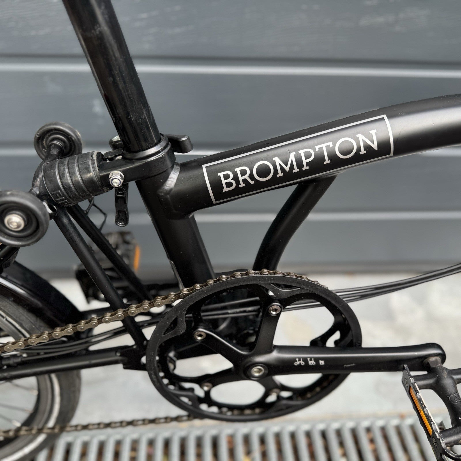 Brompton H6L 6 speed Black Edition with Extended Seatpost FAST FREE DELIVERY