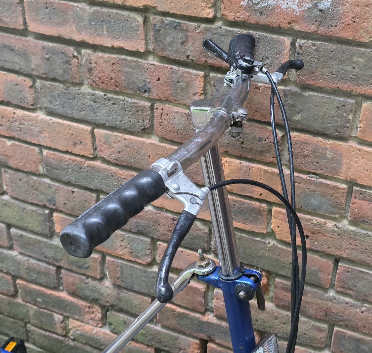 VINTAGE ADULTS DAHON GETAWAY V FOLD UP BIKE (10" WHEELS)