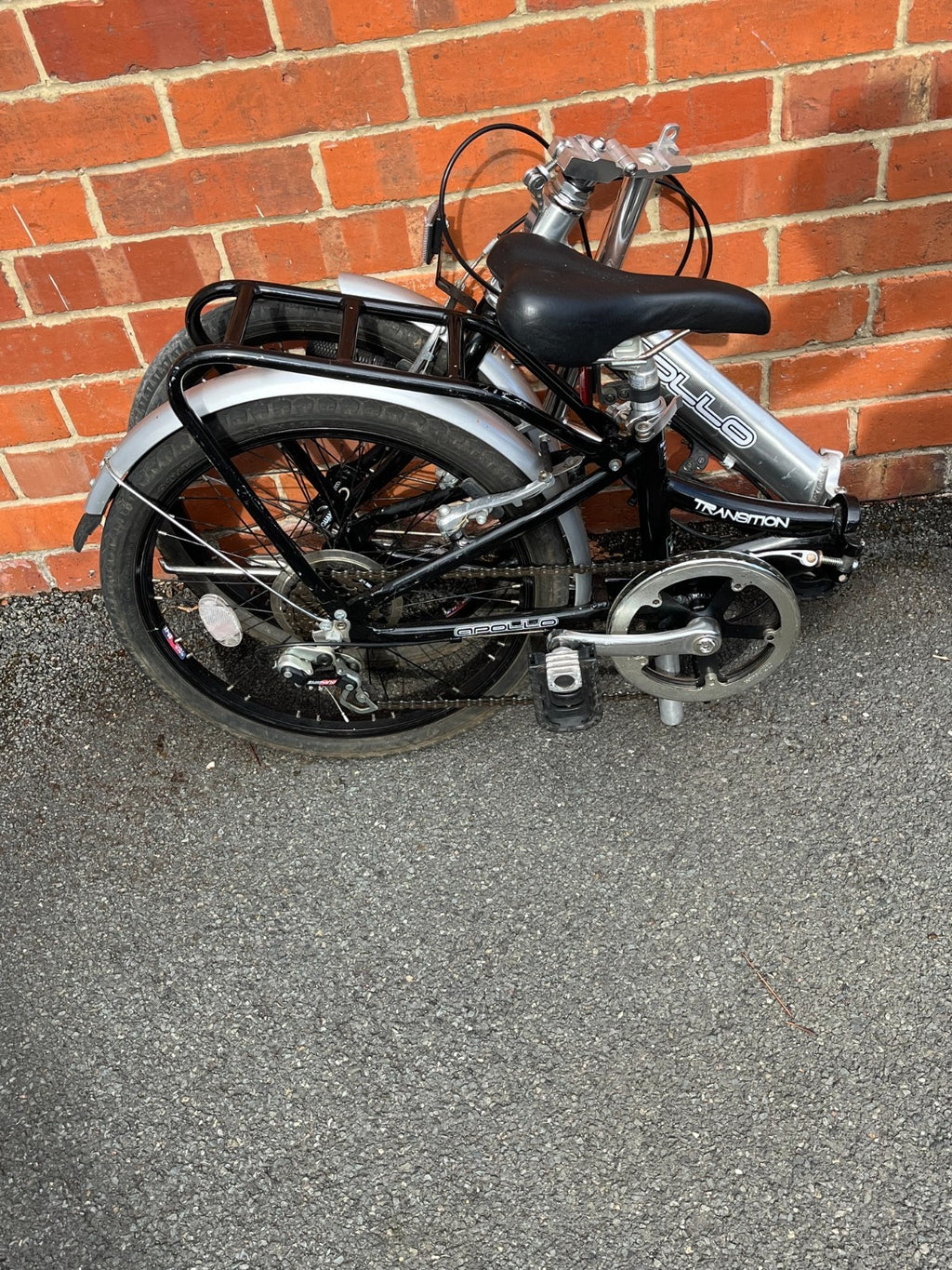 APOLLO TRANSITION USED FOLDING BIKE WITH BAG COLLECTION ONLY FROM CHELTENHAM