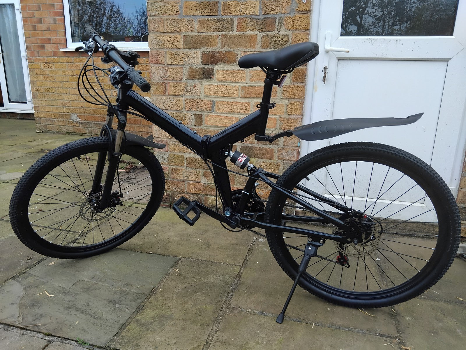 Folding mountain bike