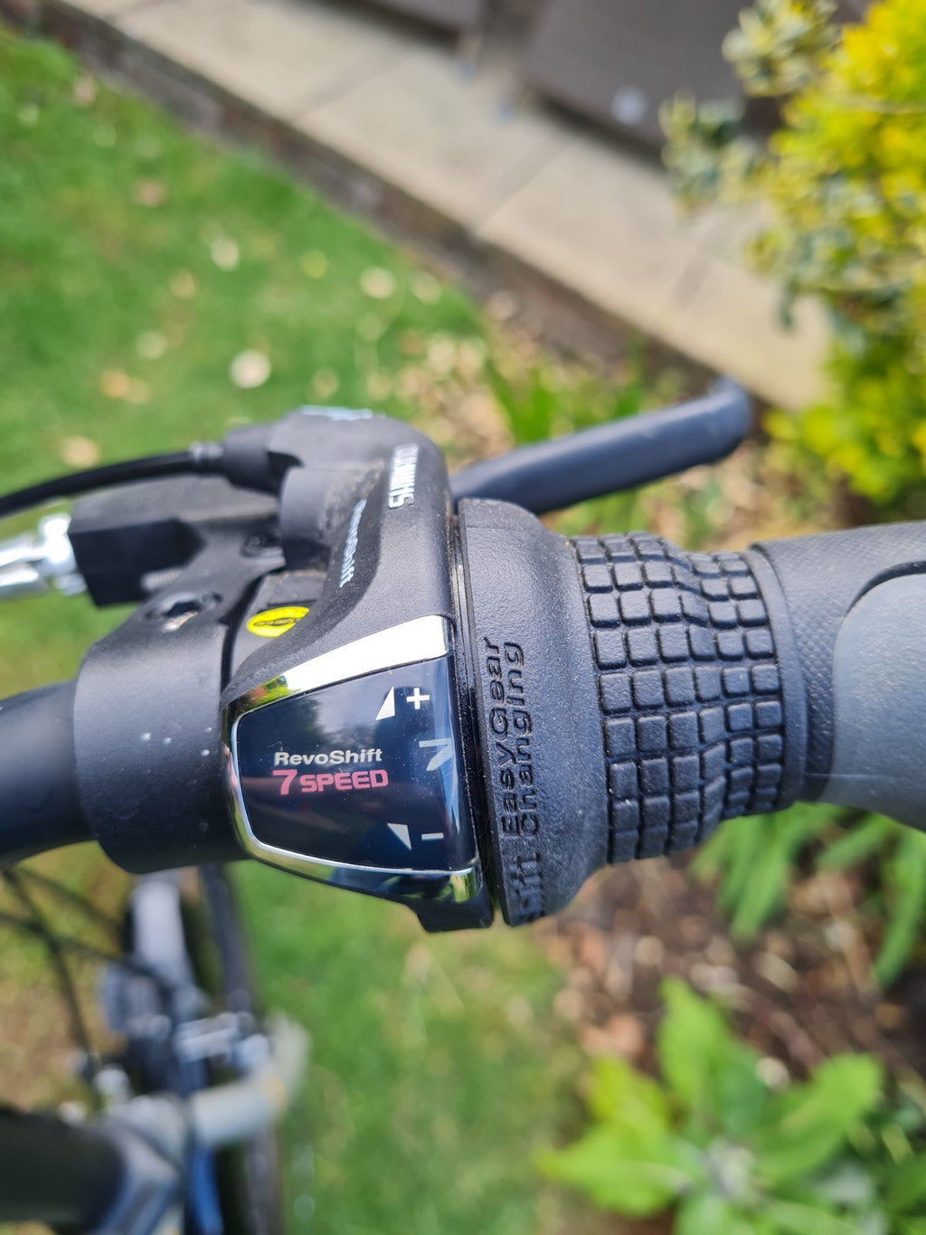 Raleigh Evo Two Folding Bike.  (Two Bikes Available - Collection only: KT22)