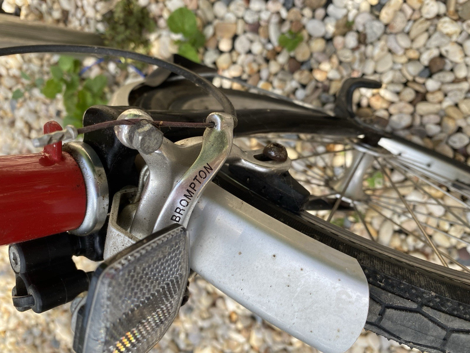 Brompton Folding Bike 3-Speed Red. Recently Serviced. Great Condition
