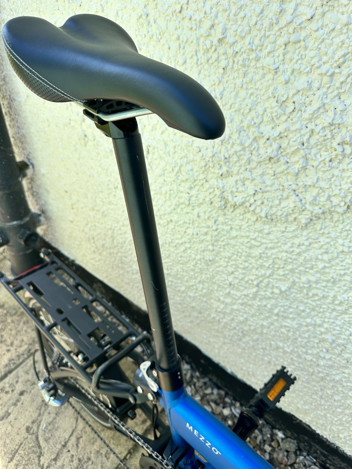 Mezzo Folding Bike D9 very lightly used 9 gears excellent condition
