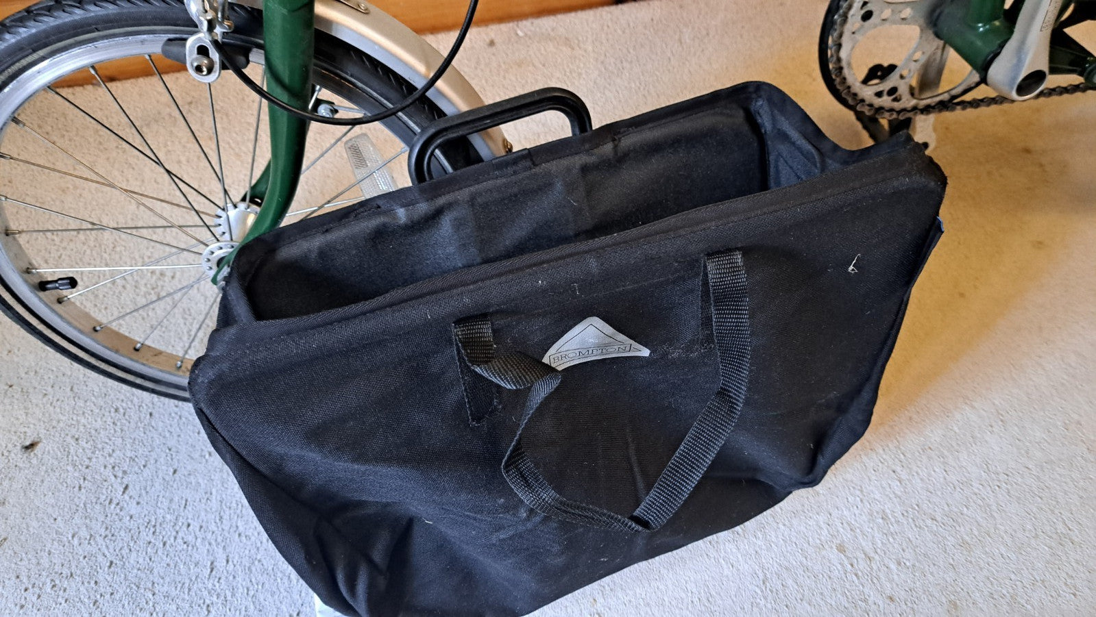 Vintage Brompton M3L . 3 Speed. Racing Green. FRONT BAG. VGC. Stored for 20years