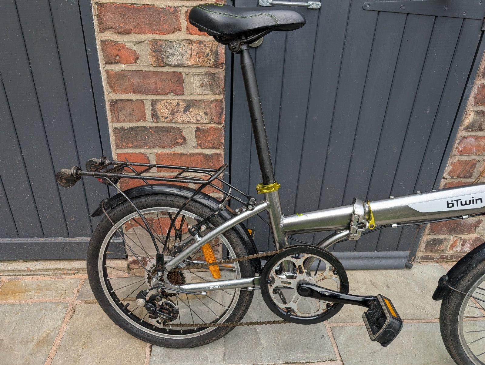 Decathlon B-Twin Hoptown 500 Folding Bike
