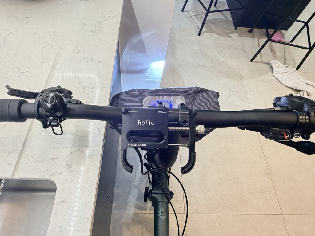 Brompton G Line Electric 4 speed - Forest Green - Medium - 164 miles, Sep 2025!