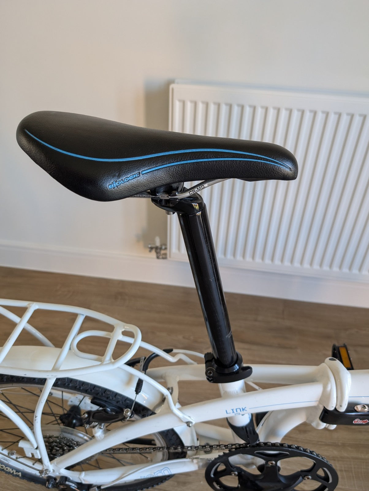 Tern Link P9 Folding Bike – White – Great Condition