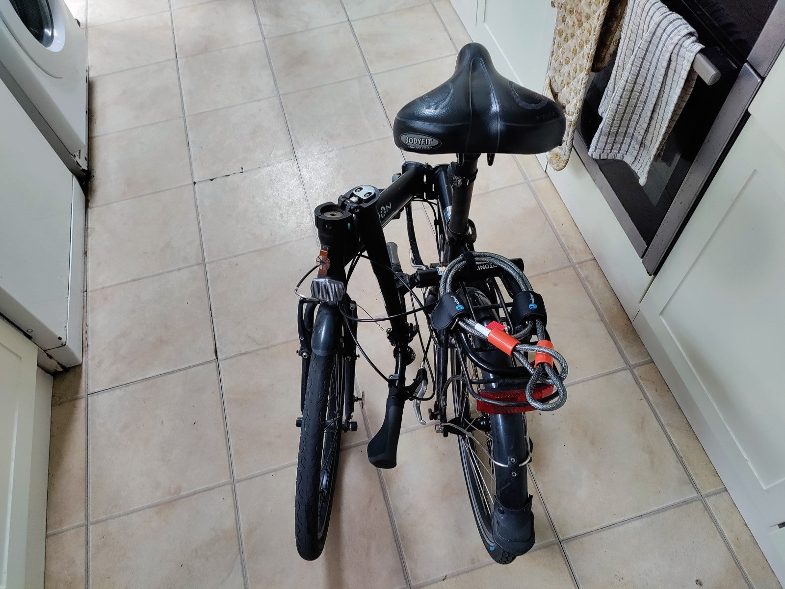 Dahon Vybe D7  -  Folding Bike 20" Wheels