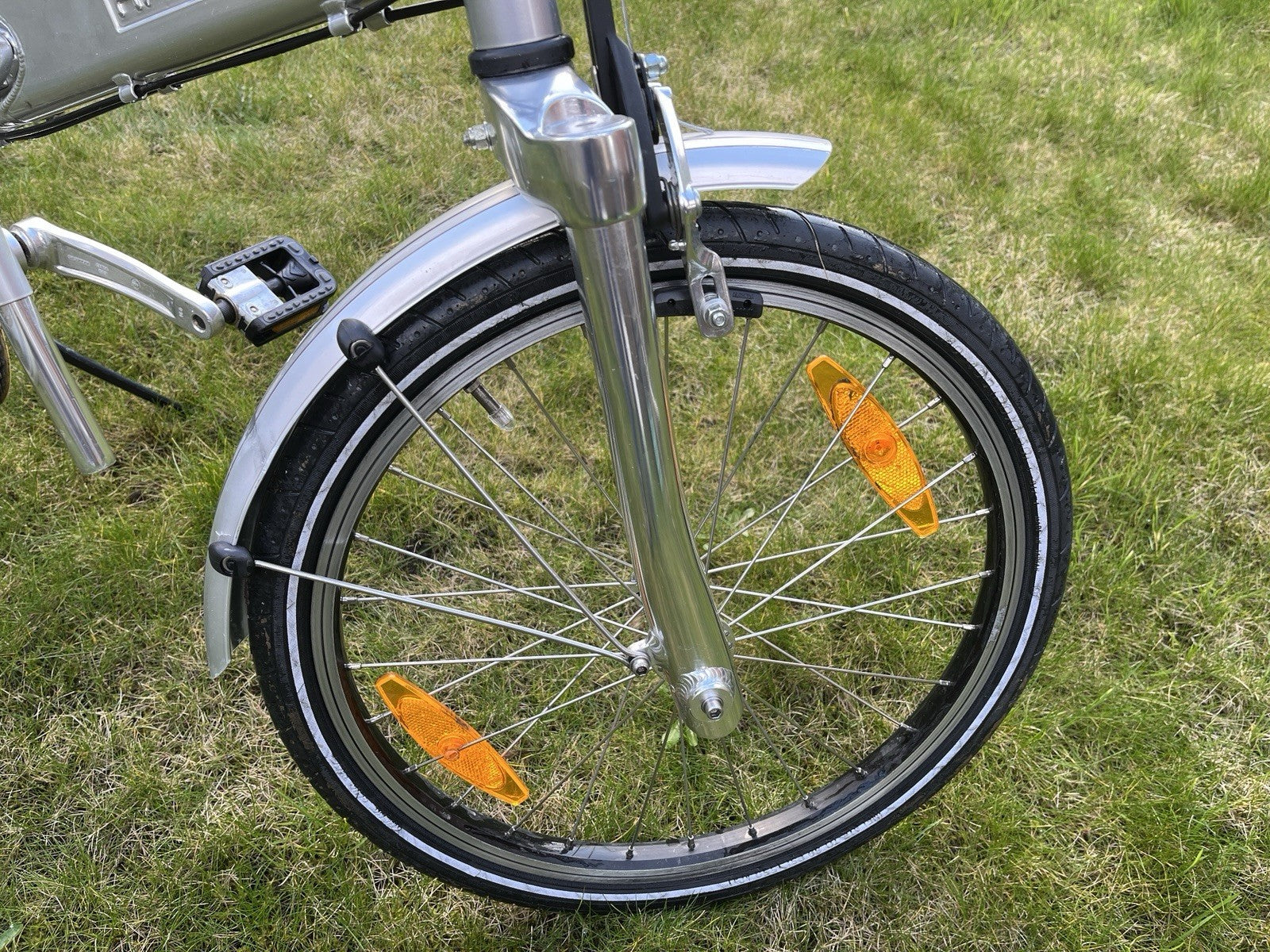 GIANT Halfway Folding Bike. 20'' wheels. 7 speed. VGC. RRP £600