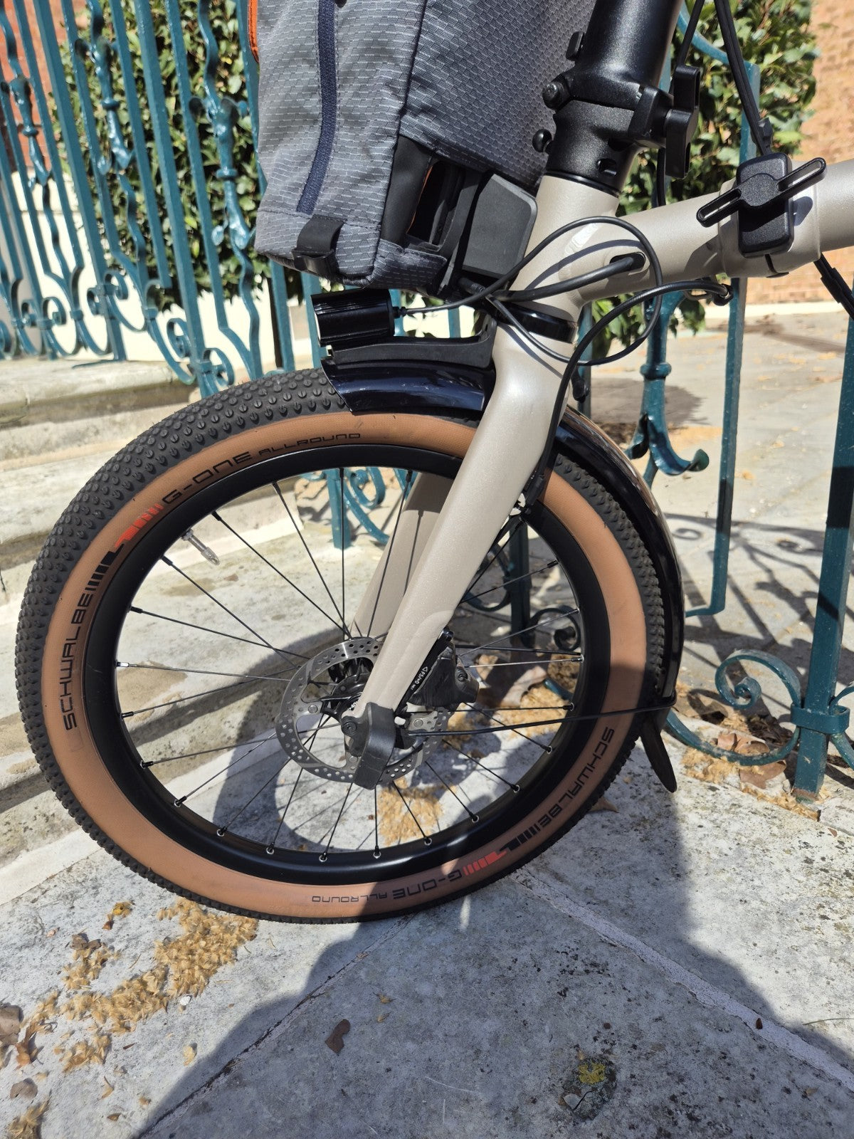 Brompton G Line 4 Speed Medium Super Roller Folding Bike £2850