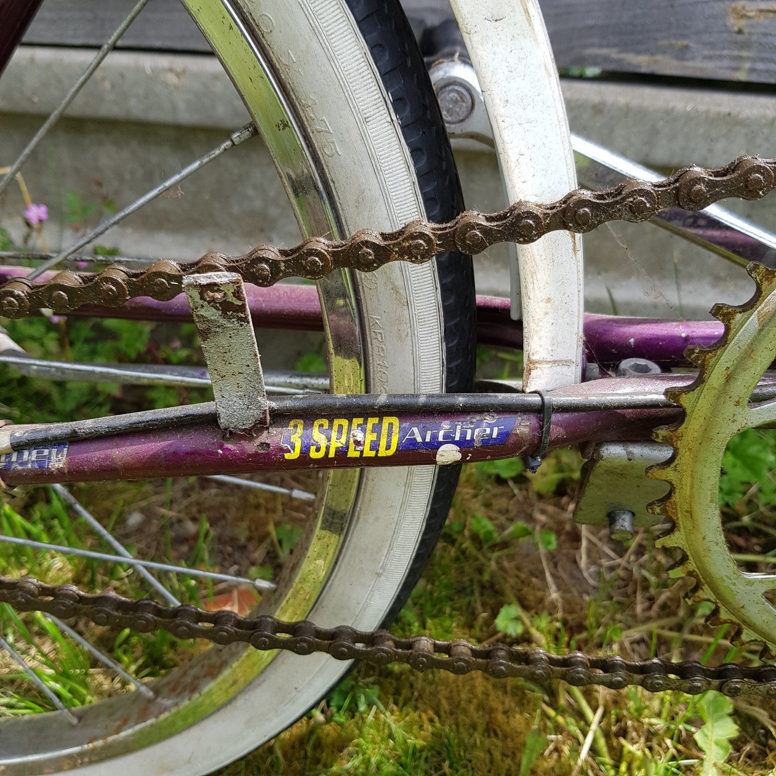 UNIVERSAL STOWAWAY BIKE - Useable Condition