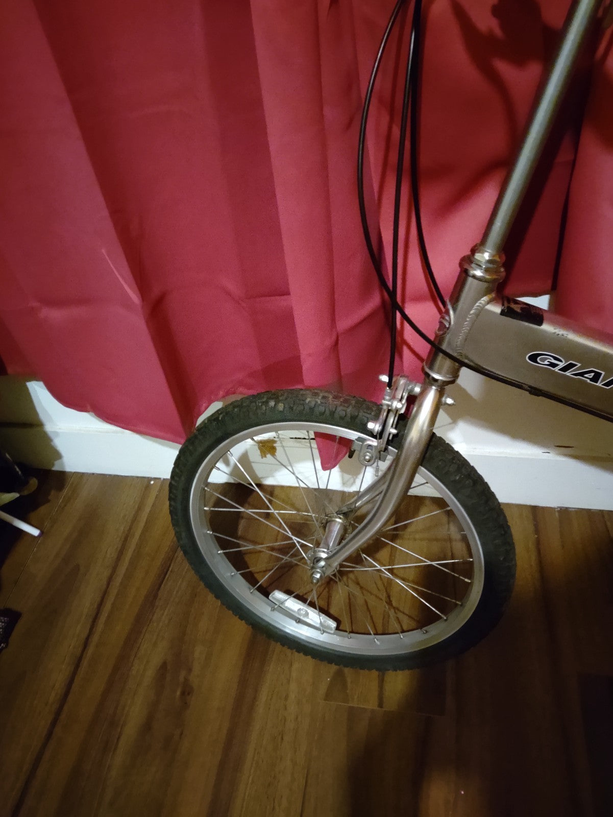 Giant  folding bicycle, very good condition.