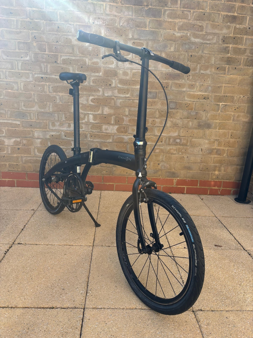 Dahon Mu Uno. Folding Bike. Black. Single Speed - Excellent Condition