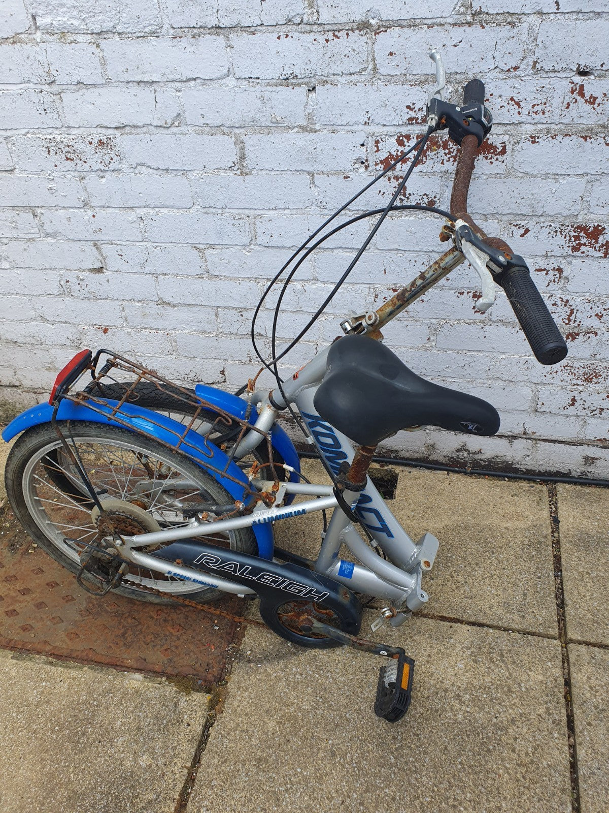 Raleigh Fold Up Bike Kompact Aluminium Frame - 6 Speed Shimano Gears