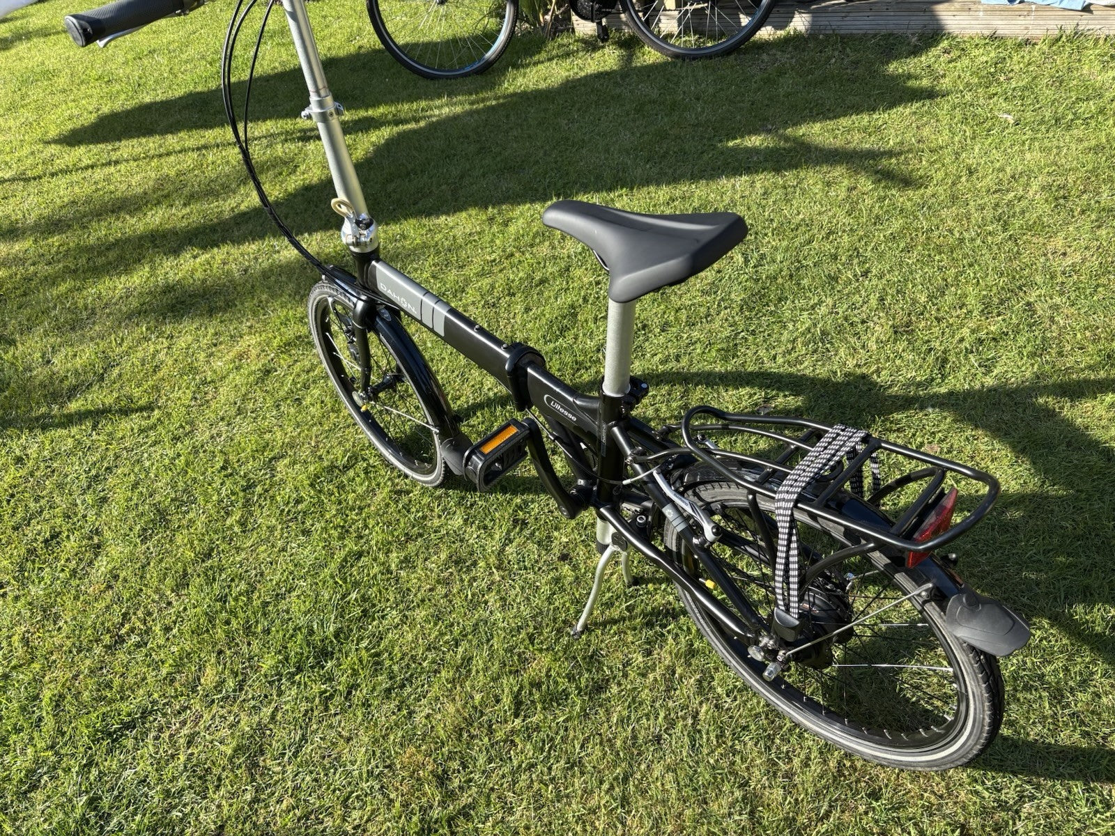 Dahon Vitesse Folding Bike  Excellent Condition