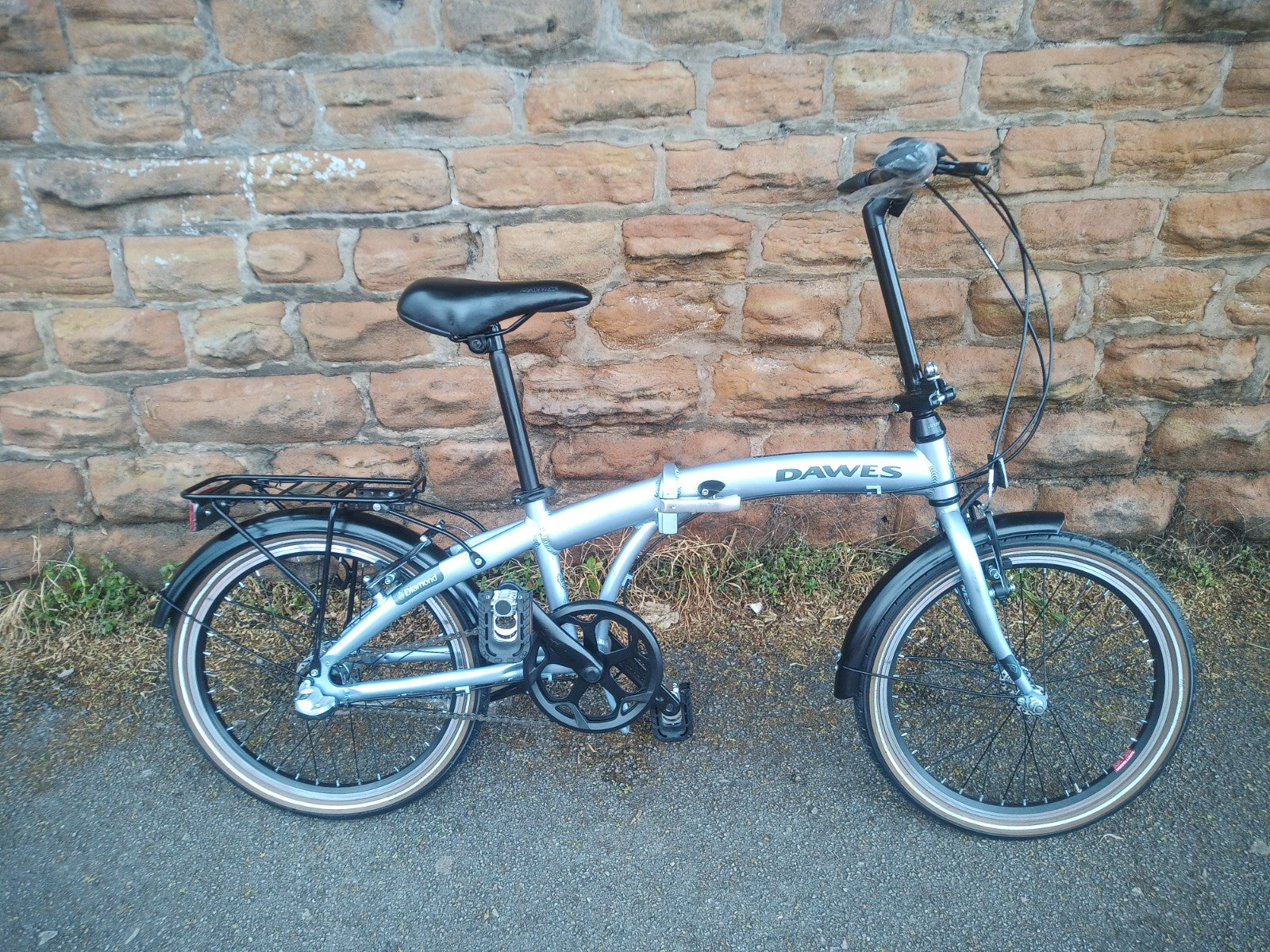 New Dawes Diamond Folding Bike 20-inch wheels - RRP £459.99