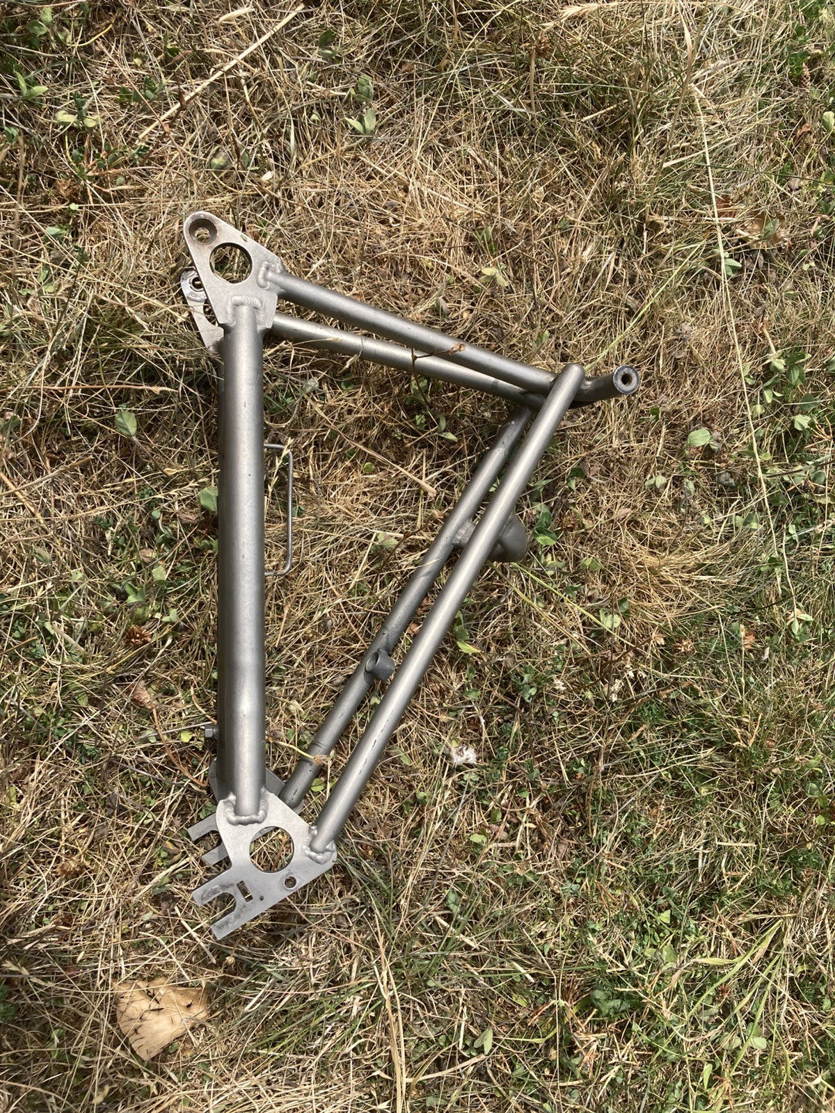 Genuine Brompton titanium rear triangle damaged