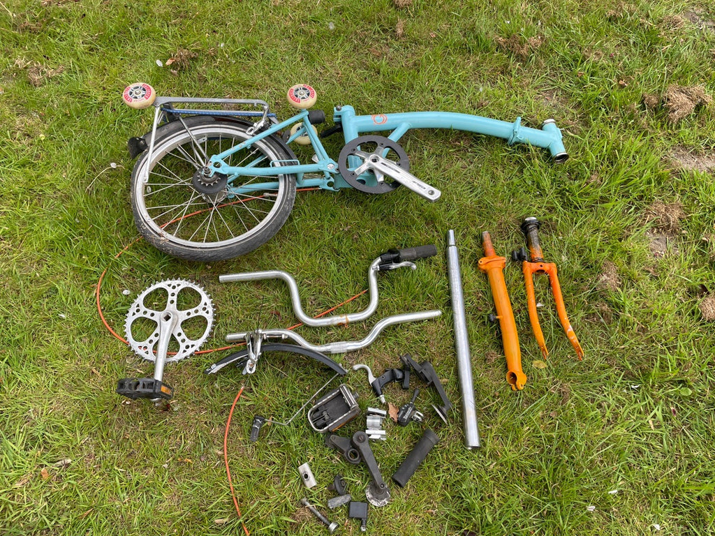 Brompton Folding Bike – 3 Speed – With Carrier