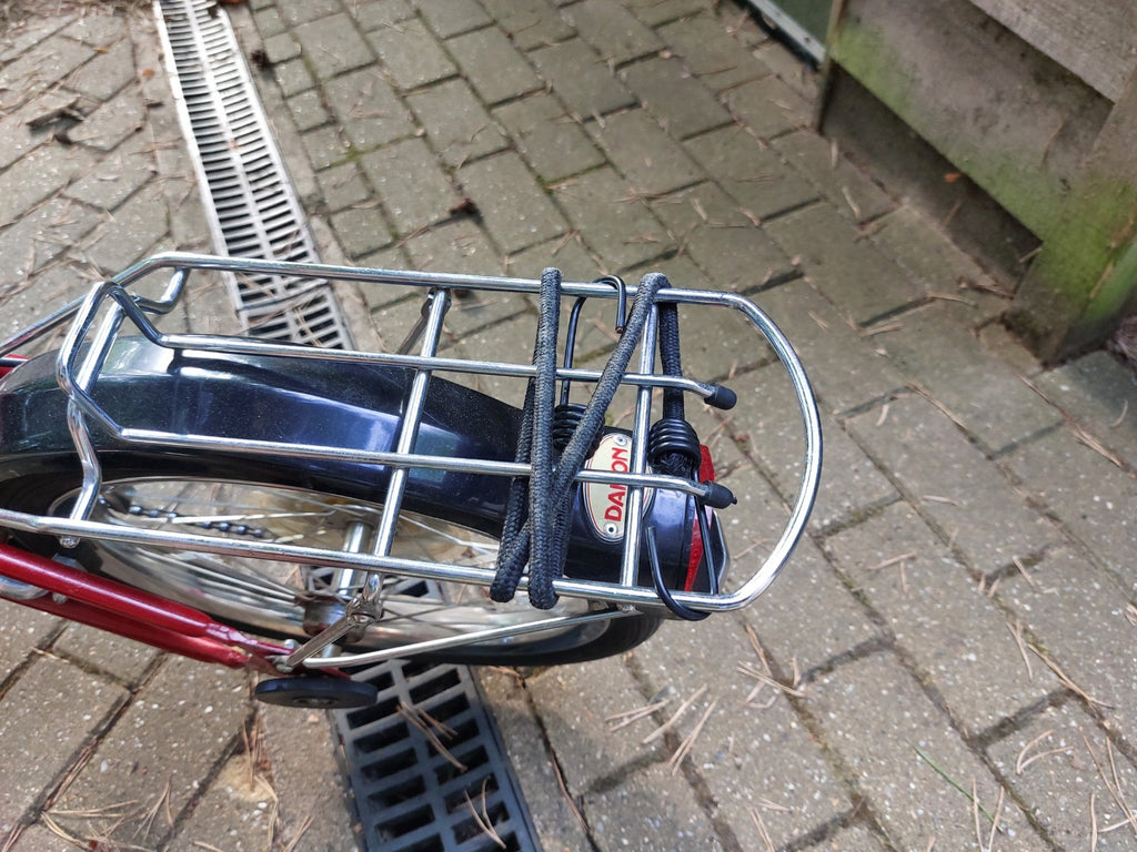 Dahon fold up bikes. Paintwork in great condition. One red, one blue