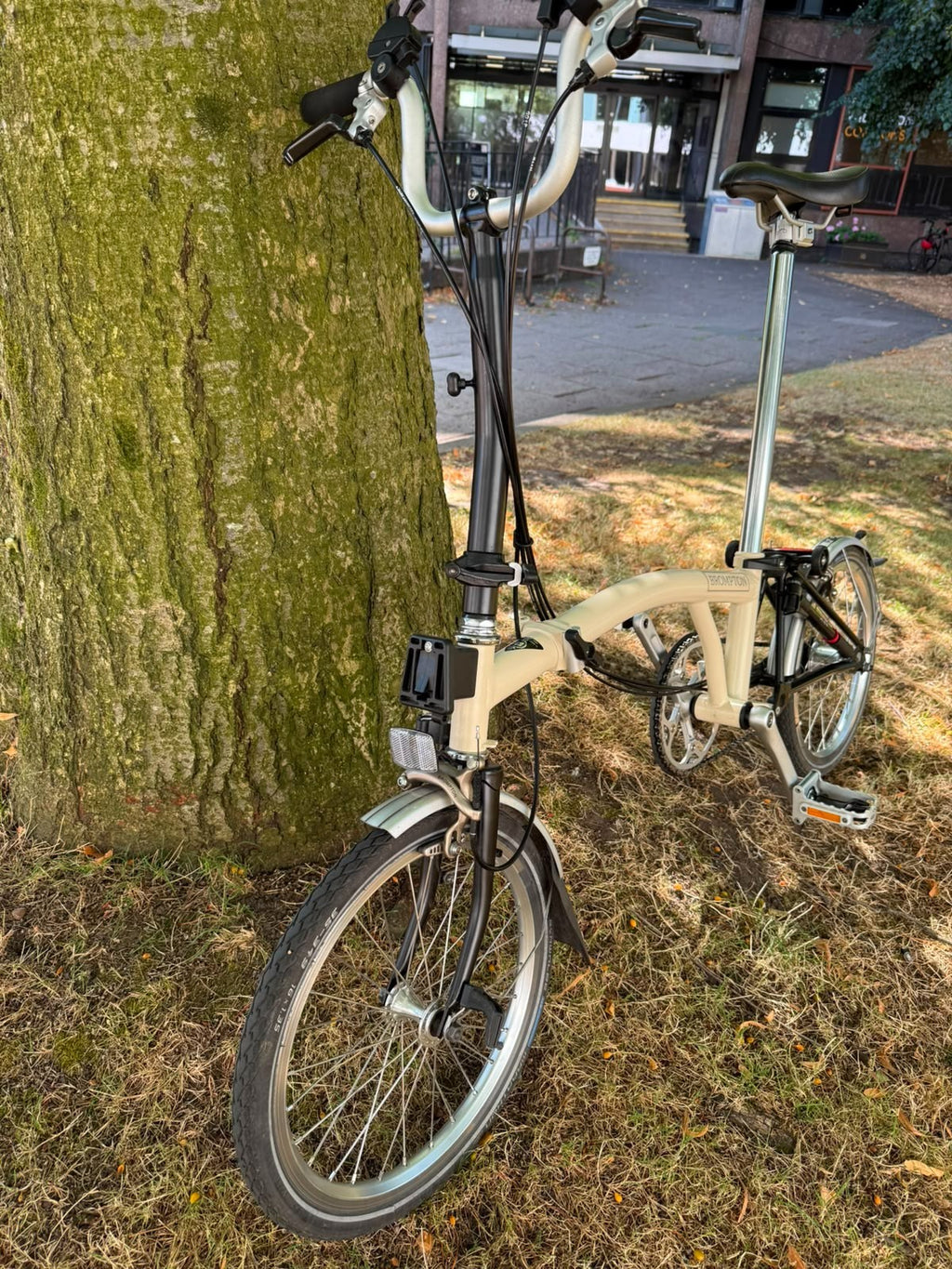 brompton folding bike 6 speed c line cream
